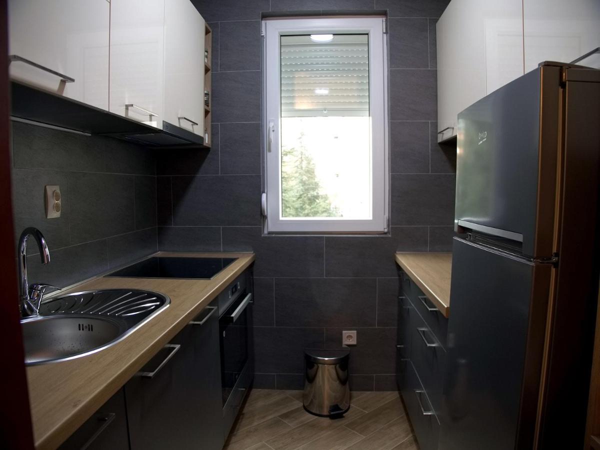 Adriatic Apartment Бар Экстерьер фото
