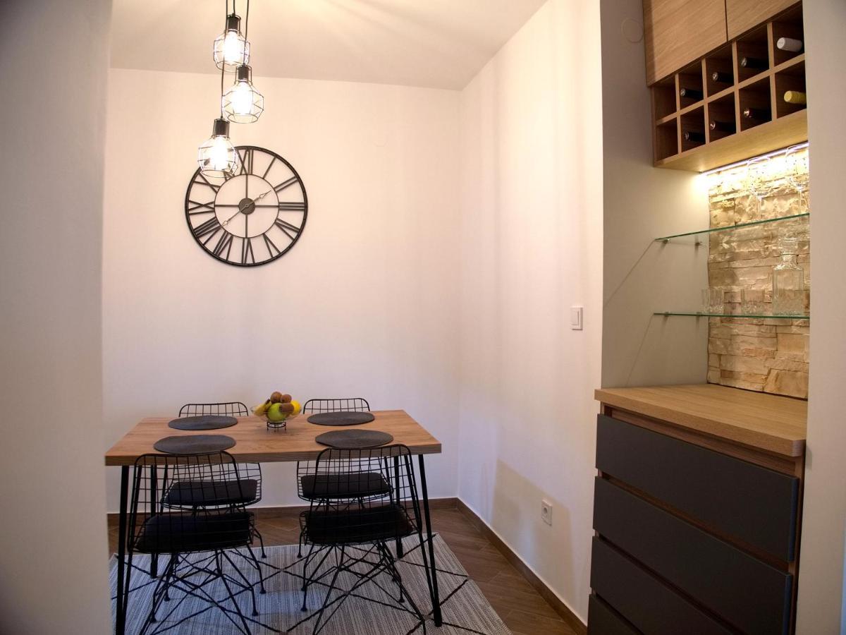 Adriatic Apartment Бар Экстерьер фото