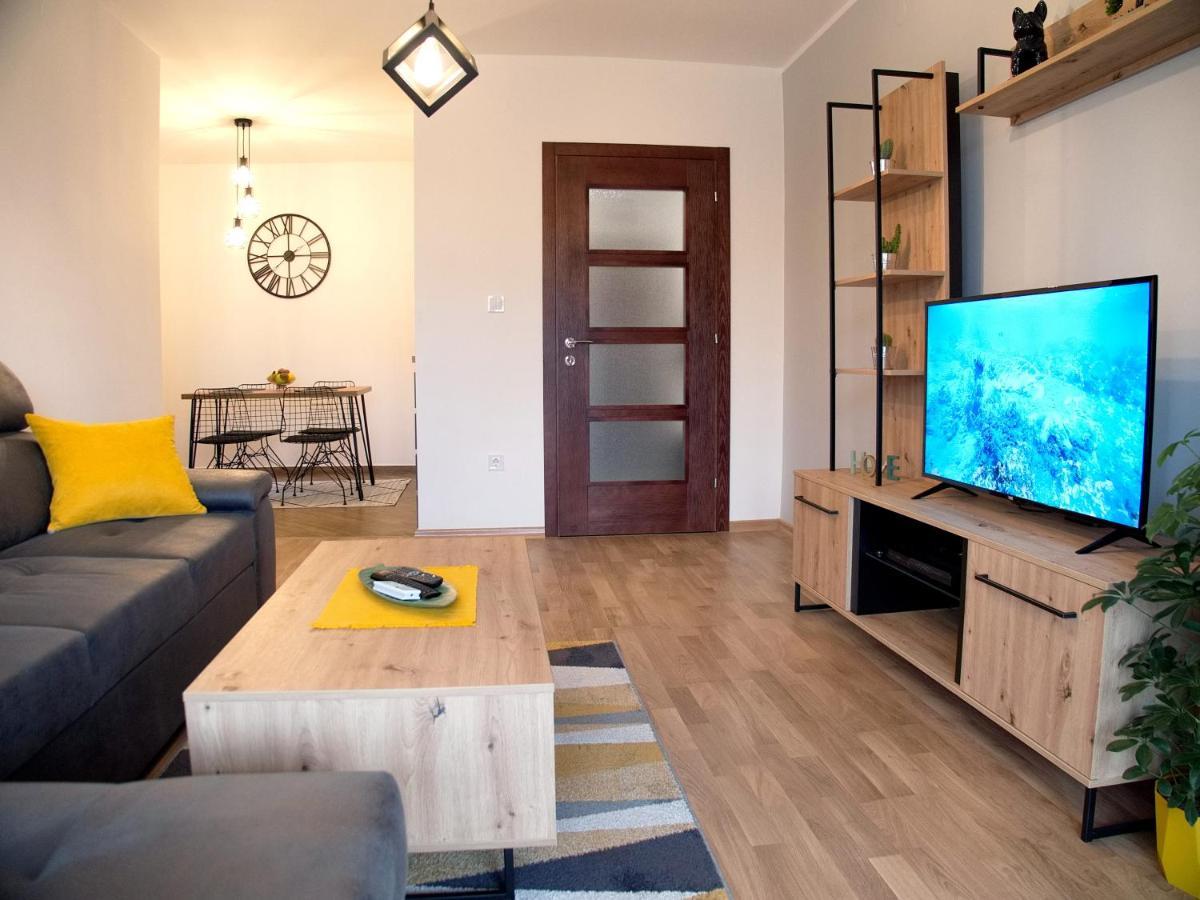 Adriatic Apartment Бар Экстерьер фото