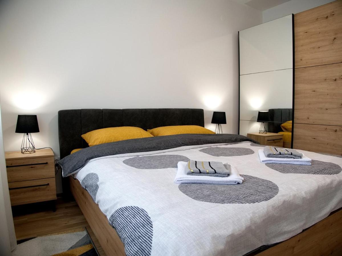 Adriatic Apartment Бар Экстерьер фото