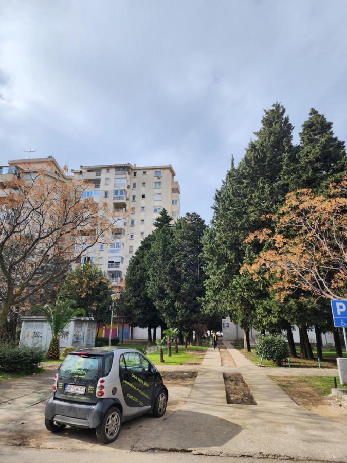 Adriatic Apartment Бар Экстерьер фото